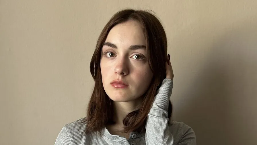 Chat with LouanneNading