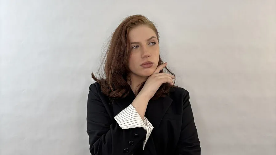 Chat with IzolaDonawa