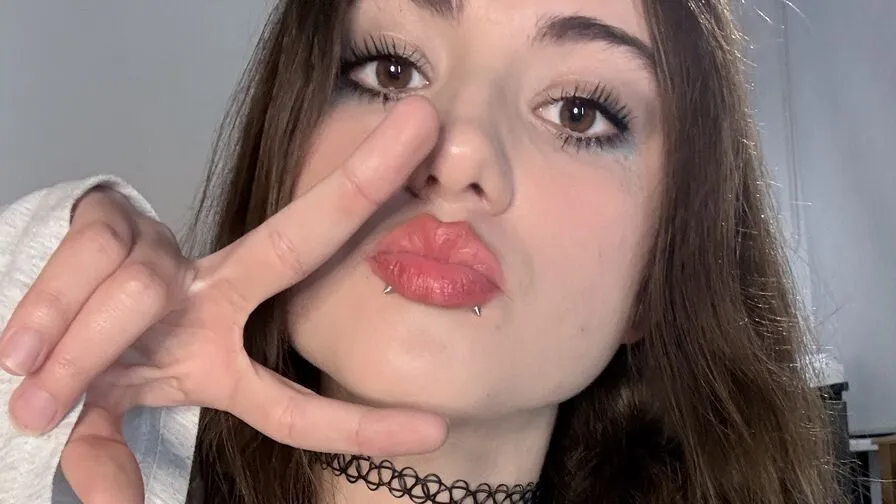 Chat with AriaLush