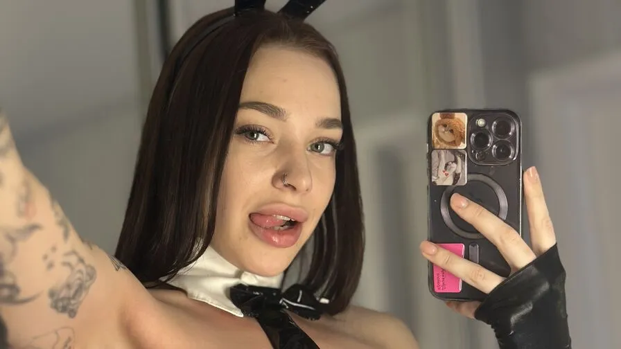 Chat with MilkBrown