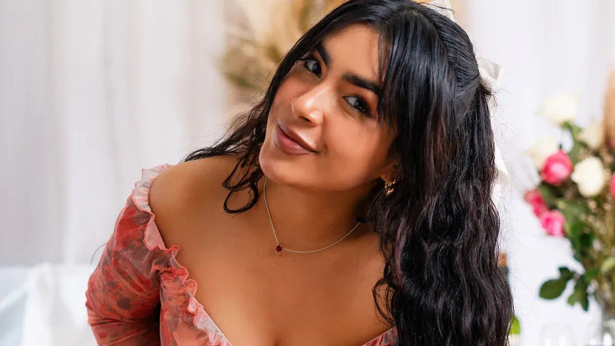 Chat with PalomaVega