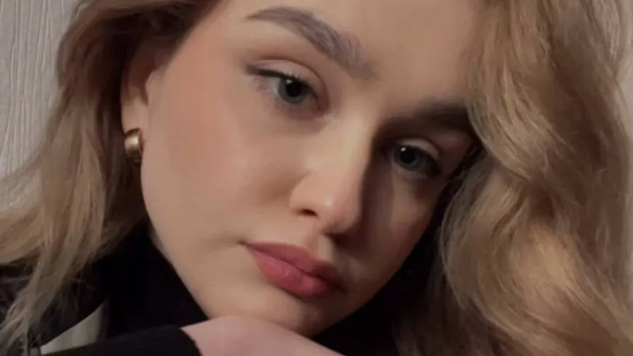 Chat with KileyRipple
