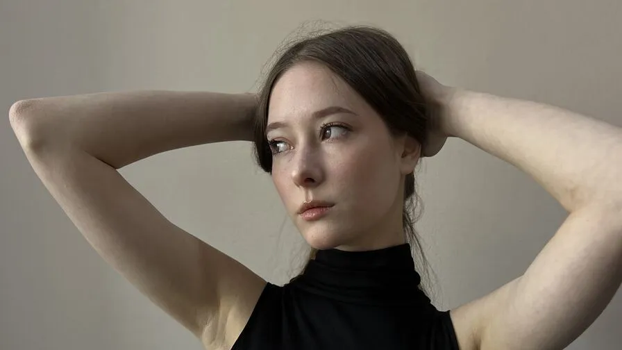 Chat with JosefinaHancin