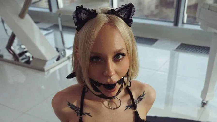 Chat with KrissyMissy