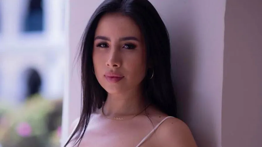 Chat with ShopiaRose