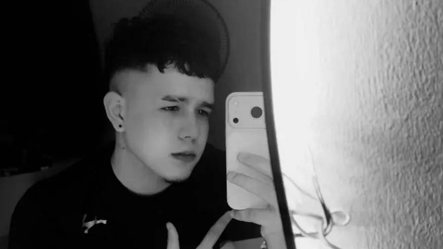 Chat with JeffreyValemtino