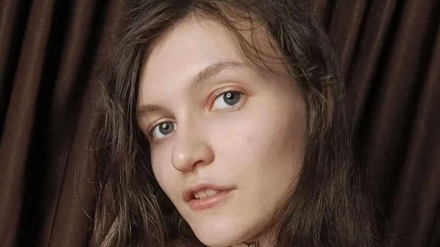Chat with MillieStrife