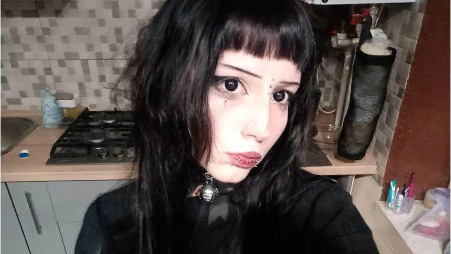 Chat with LuisaBarboza