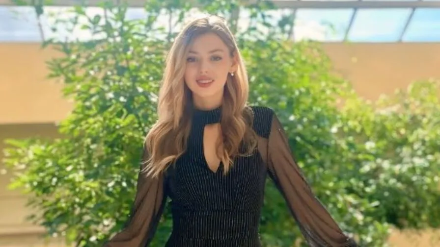 Chat with CharlotteReimer