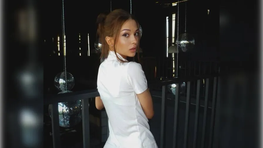 Chat with MarielScharpf