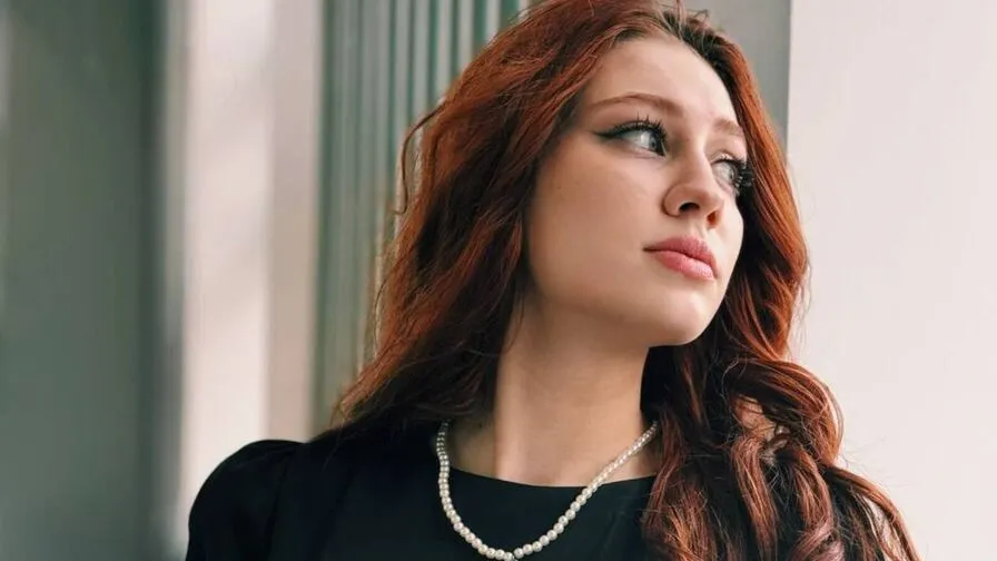Chat with KristinaGuernsey