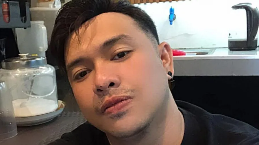 Chat with CarloRozie