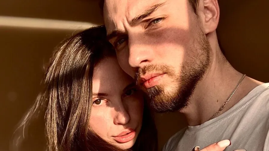 Chat with LizaandKevin