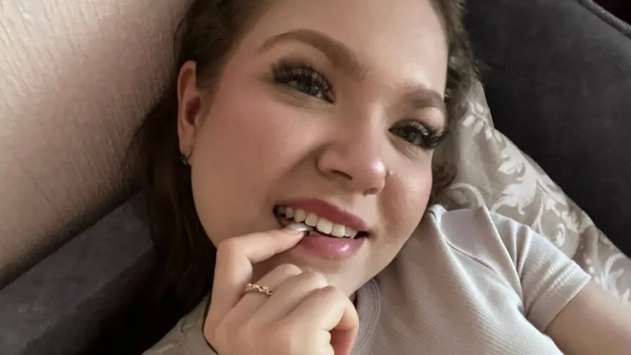 Chat with SophieVale