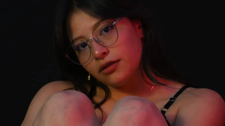 Chat with VictoriaLaurenn