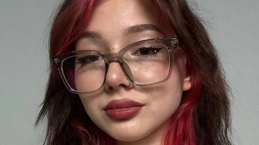 Chat with LessyGrayce