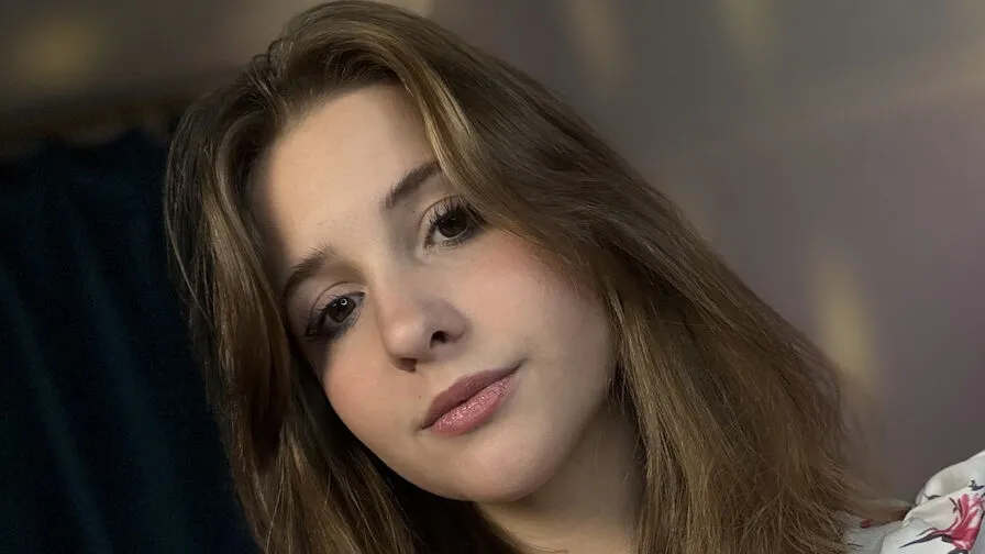 Chat with ElmiraRynne