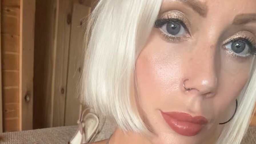 Chat with BellaDays
