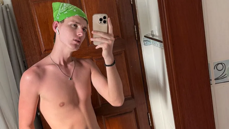Chat with RafaelDrew