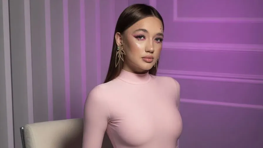 Chat with StephanieRiggi