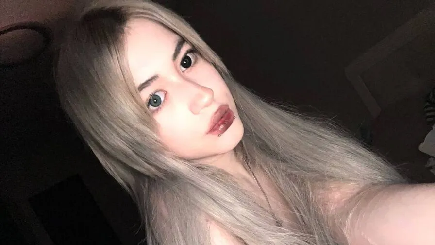 Chat with AriannaDeare