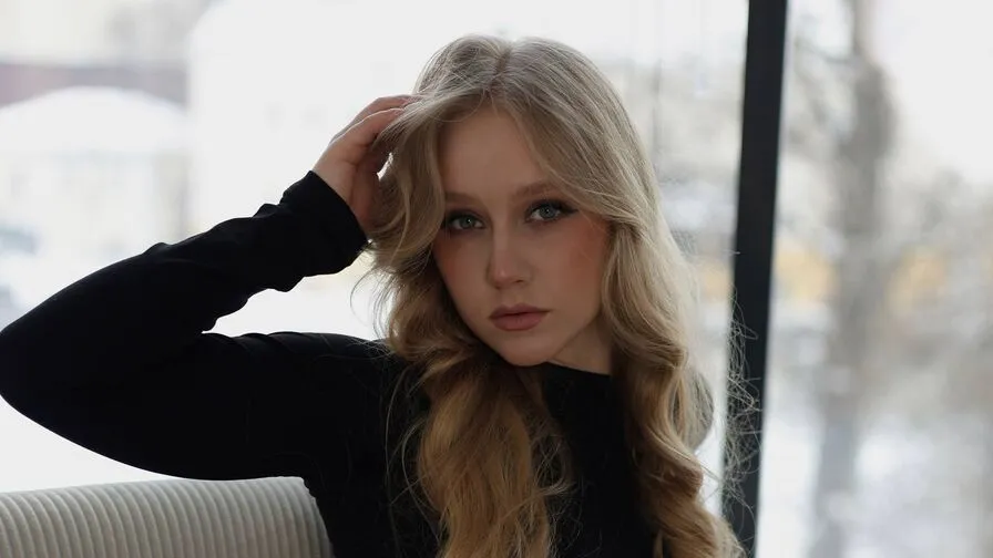 Chat with JennieEstrela