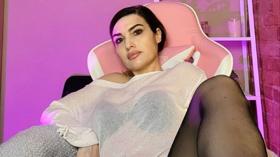 Chat with KaronTouche