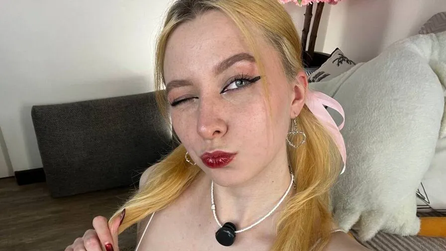 Chat with AnnaTwinkle