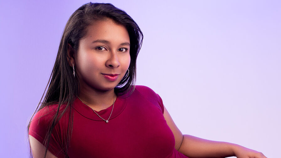 Chat with AnnyValencia