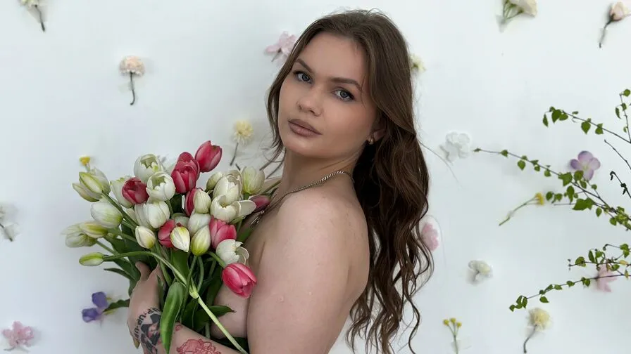 Chat with JuliaRosse