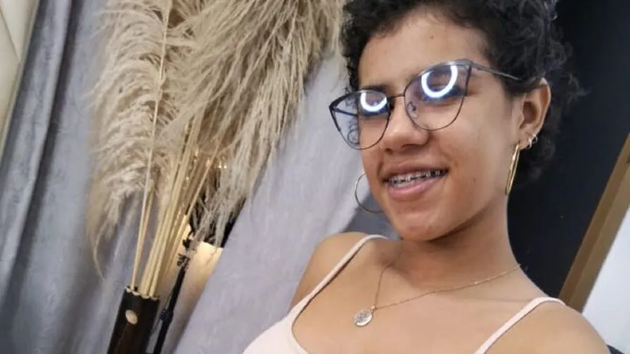 Chat with MiaPayton