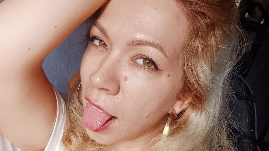 Chat with AlexysLuna