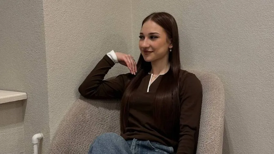 Chat with JenneferCatone