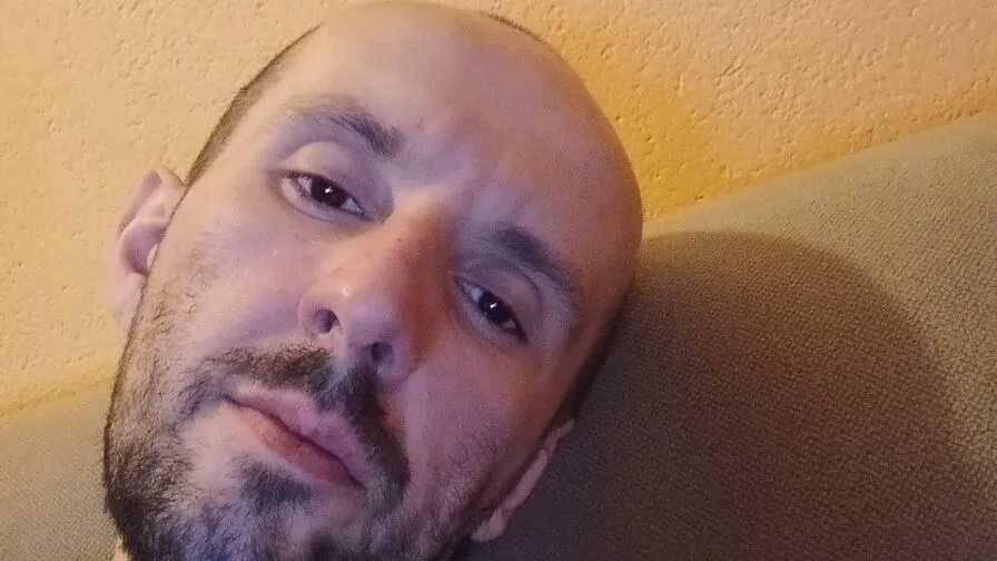 Chat with LivajaVinko