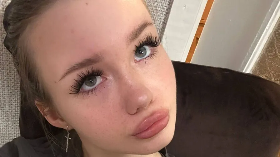 Chat with JuliaStevens