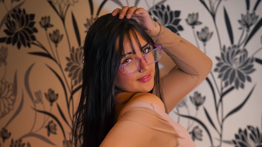 Chat with AnyaHeart