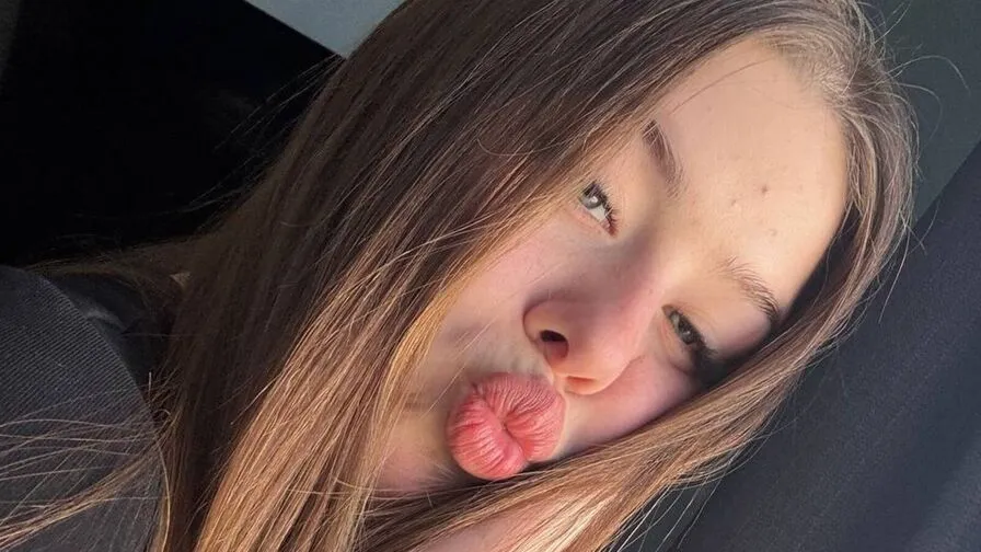 Chat with KristiGroun