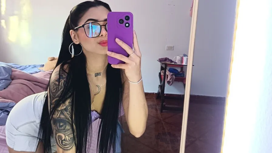 Chat with AllisonStrada