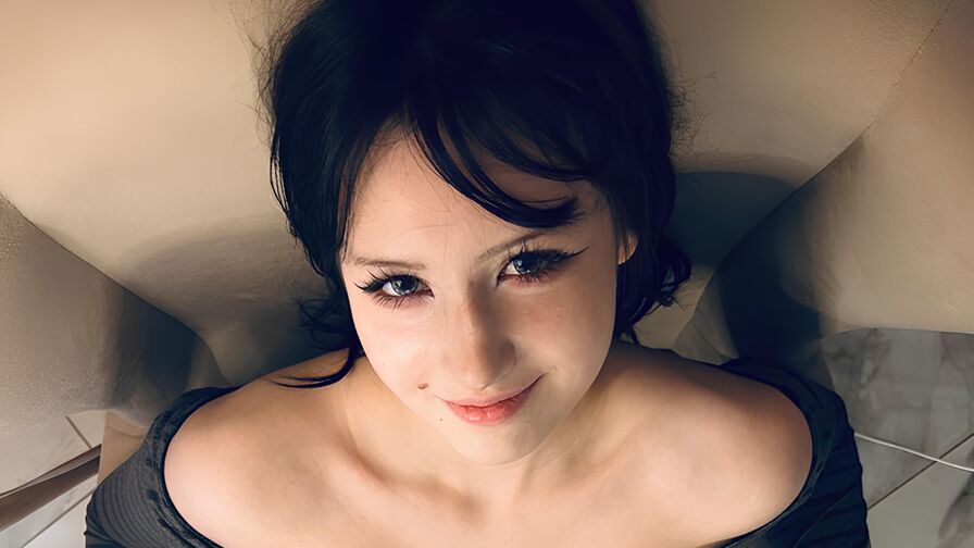 Chat with DearieAdrianna
