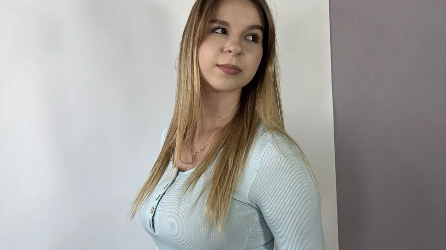 Chat with EllenUnzueta