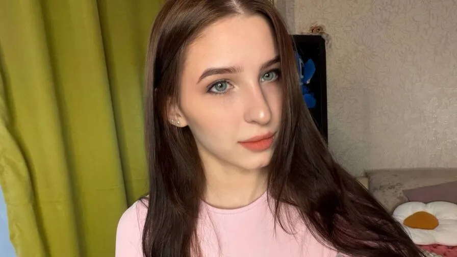 Chat with WanitaCruson