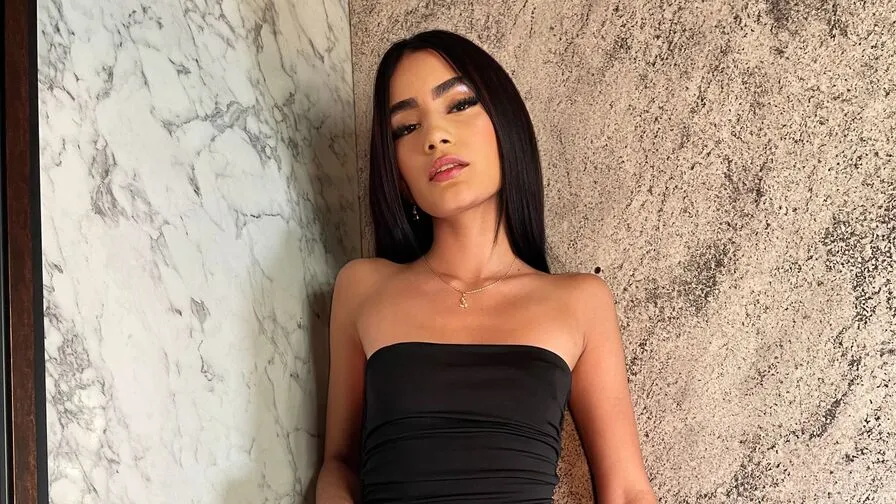 Chat with ElianaMontes