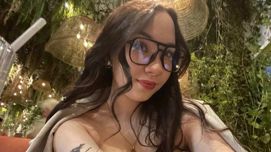 Chat with MeganBrowl