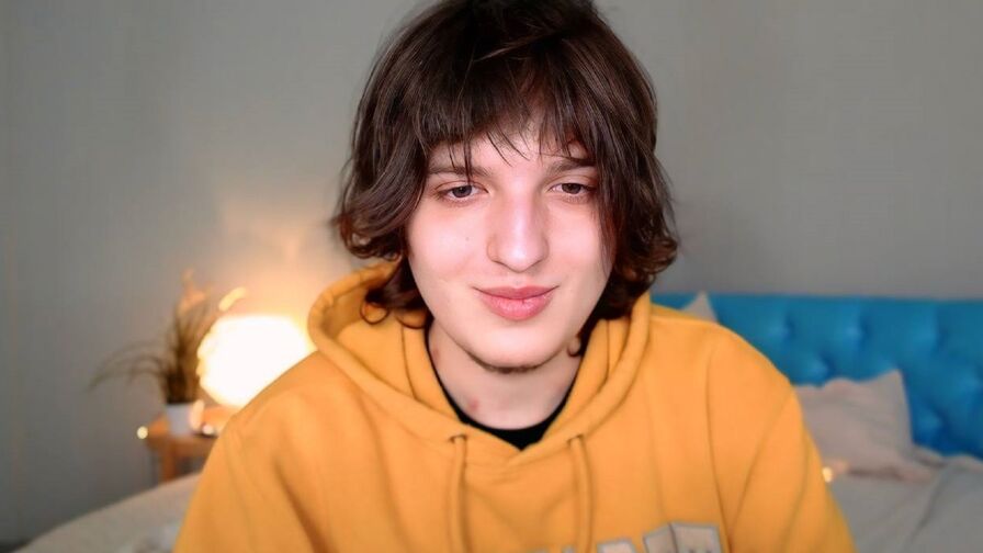 Chat with AlexDel