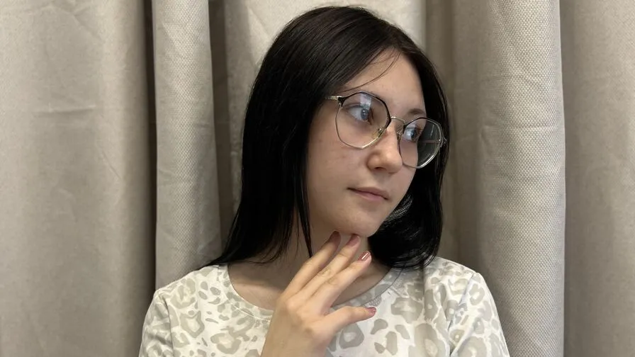 Chat with LanelleHiga
