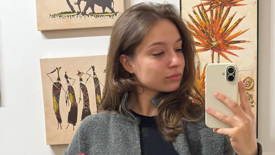 Chat with AnnaMariardi