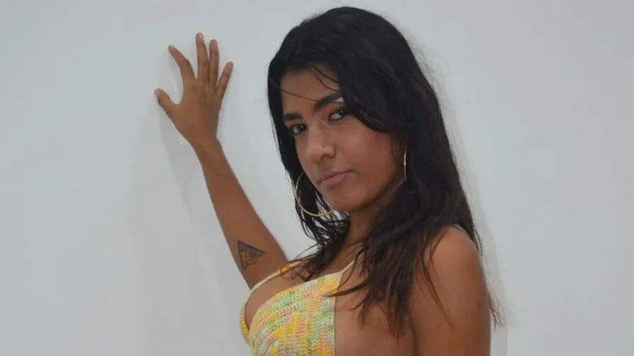 Chat with AlexandraWolft