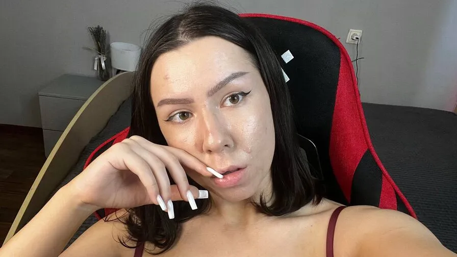 Chat with MiraMegan