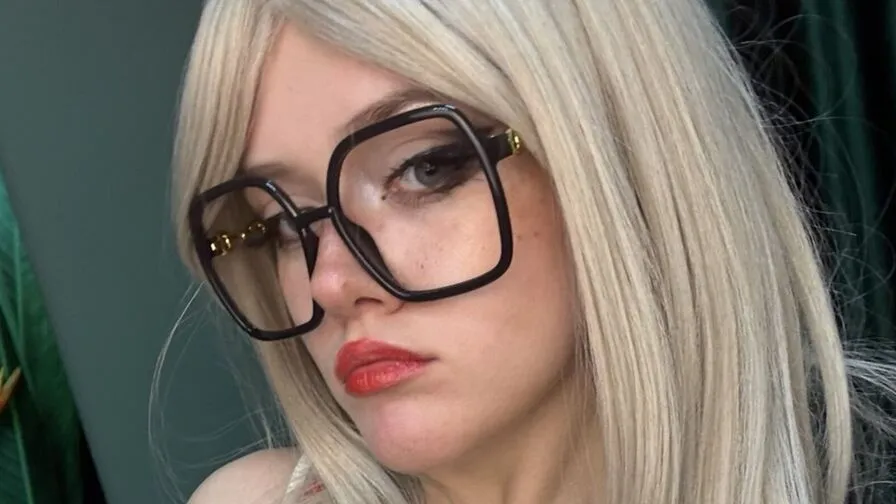 Chat with LityPink