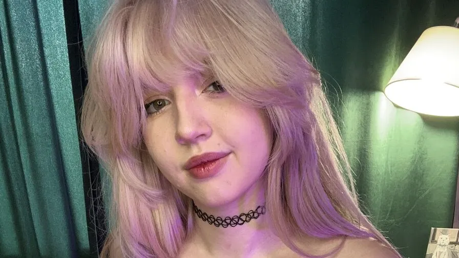 Chat with LucyStars